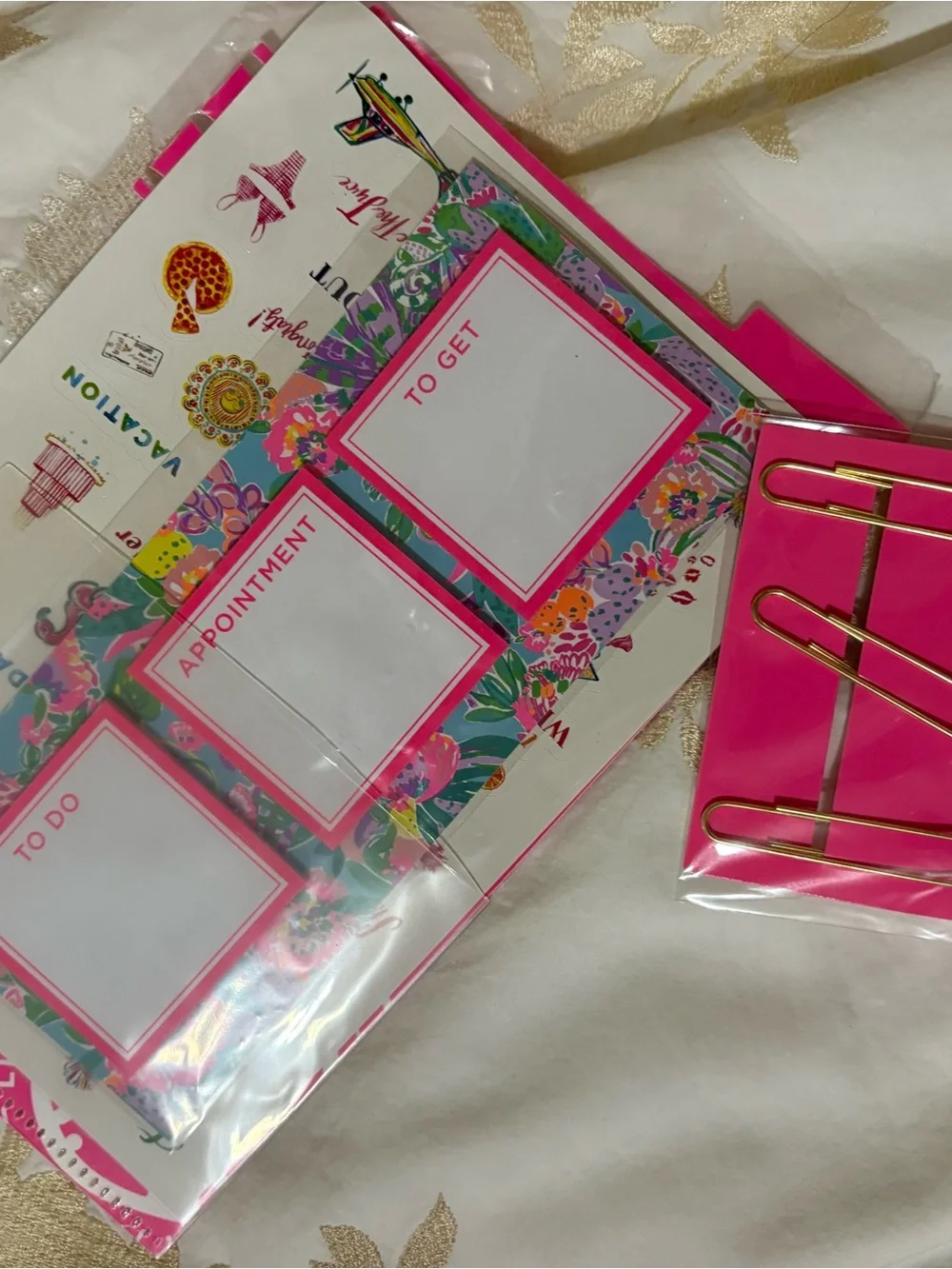 New Without Tags Lilly Pulitzer Colorful Pouch with Planner Accessories